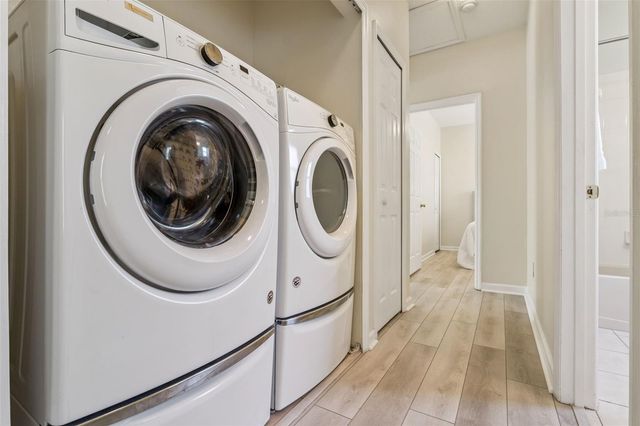 307 STONINGTON WAY, Deland, FL 32724