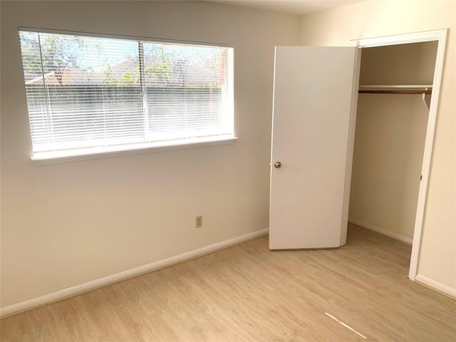 13611 Elm Court, Sugar Land, TX 77498