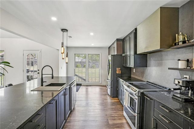 4368 Oakleaf Cove, Decatur, GA 30034