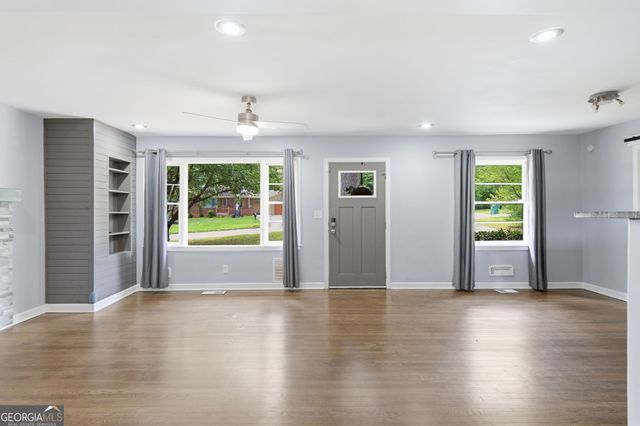 1402 Midlawn Drive, Decatur, GA 30032
