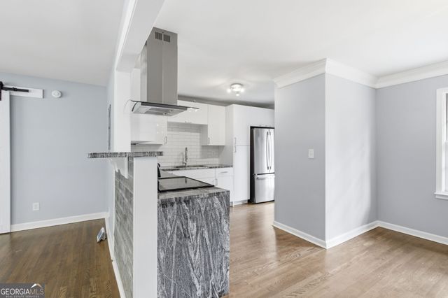 1402 Midlawn Drive, Decatur, GA 30032