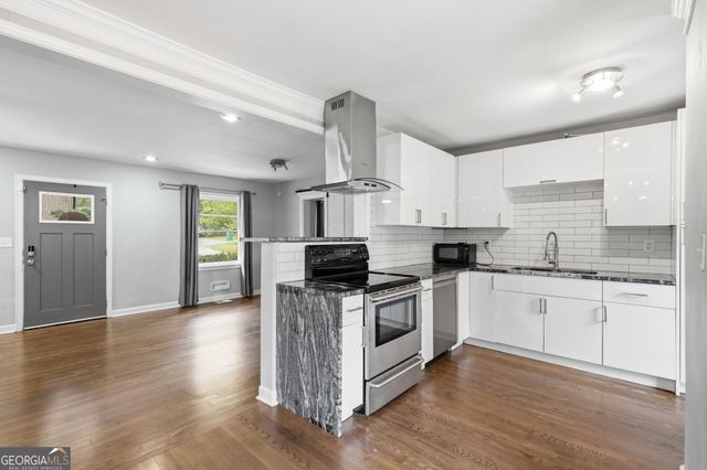 1402 Midlawn Drive, Decatur, GA 30032