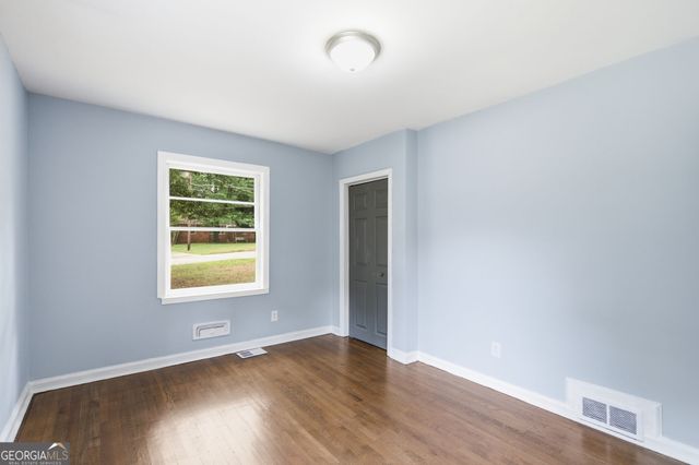1402 Midlawn Drive, Decatur, GA 30032