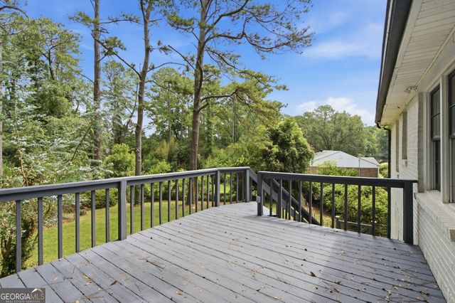 1402 Midlawn Drive, Decatur, GA 30032
