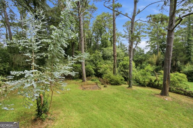 1402 Midlawn Drive, Decatur, GA 30032