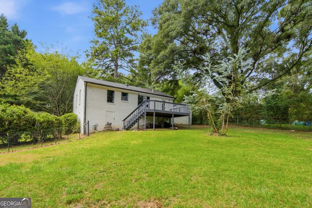 1402 Midlawn Drive, Decatur, GA 30032