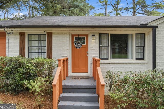 1402 Midlawn Drive, Decatur, GA 30032