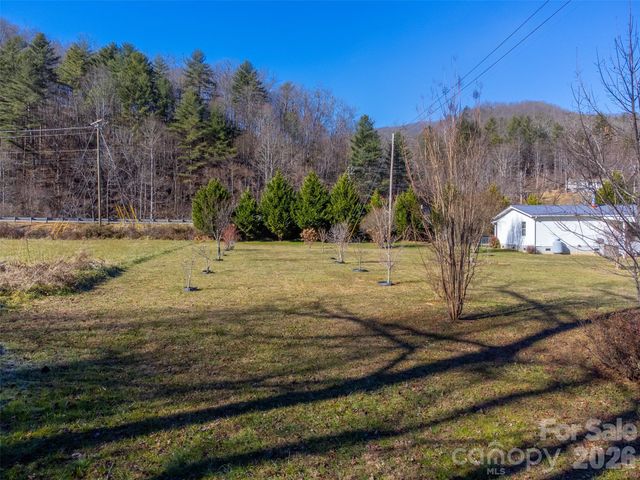 7581 Hwy 441 Highway S, Sylva, NC 28779