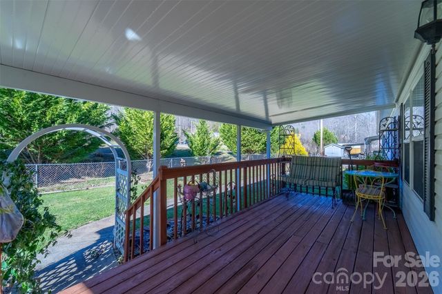 7581 Hwy 441 Highway S, Sylva, NC 28779