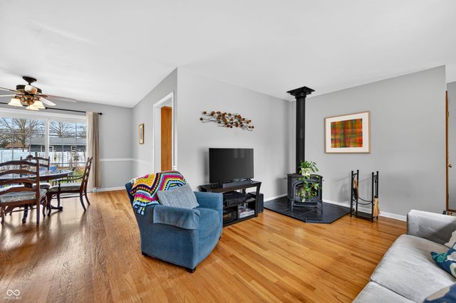 1010 Driftwood Avenue, Columbus, IN 47203