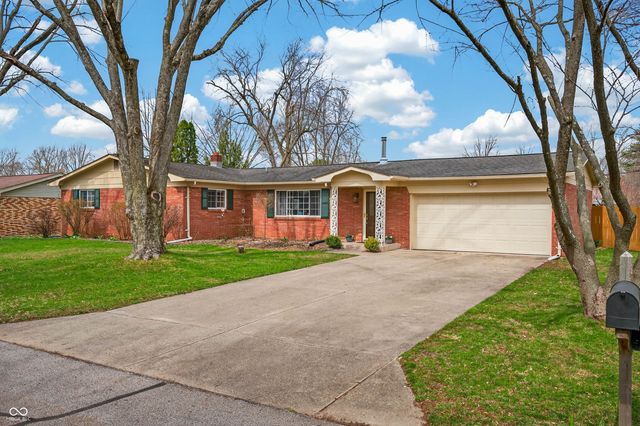 1010 Driftwood Avenue, Columbus, IN 47203