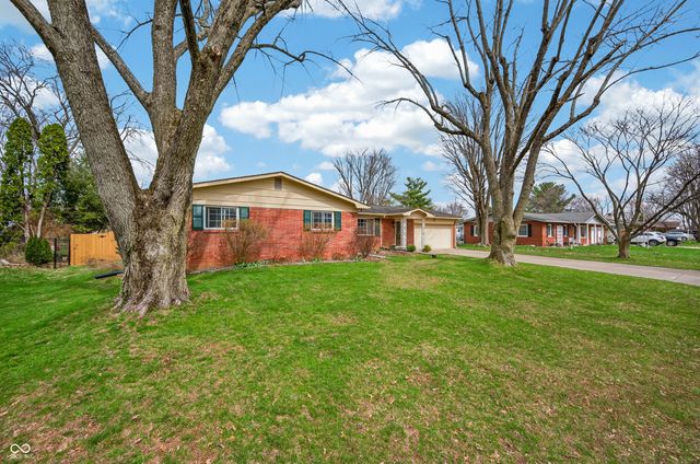 1010 Driftwood Avenue, Columbus, IN 47203