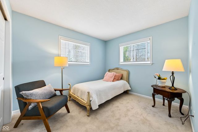 1010 Driftwood Avenue, Columbus, IN 47203