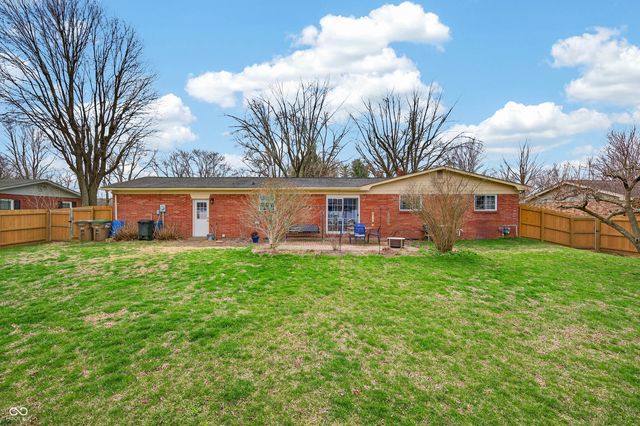 1010 Driftwood Avenue, Columbus, IN 47203