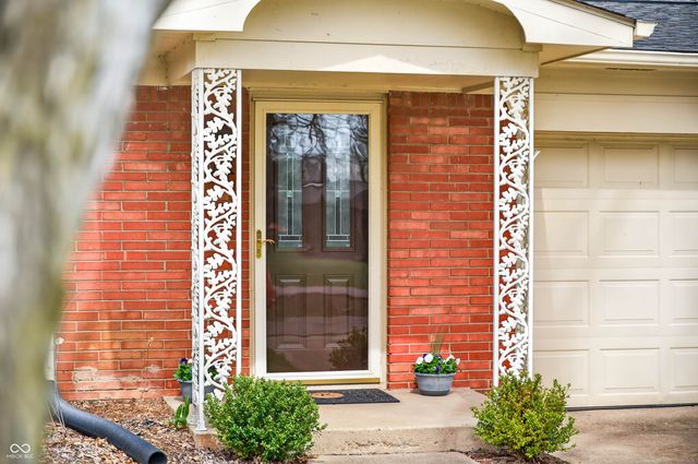 1010 Driftwood Avenue, Columbus, IN 47203