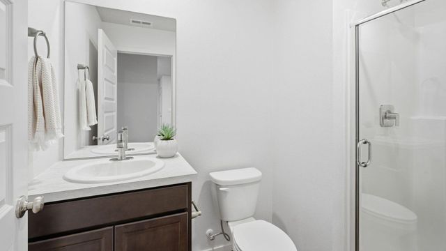 5819 S Bernard St, Spokane, WA 99224