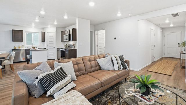 5819 S Bernard St, Spokane, WA 99224