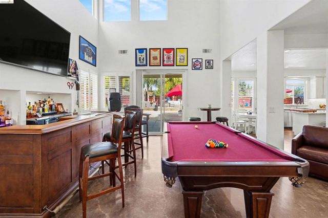 2752 Placer Dr, Oakley, CA 94561