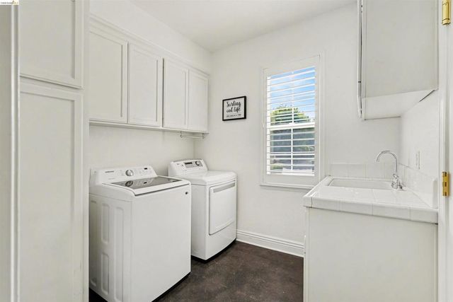 2752 Placer Dr, Oakley, CA 94561