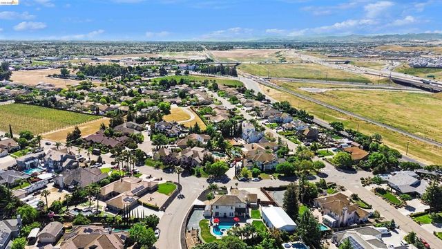 2752 Placer Dr, Oakley, CA 94561