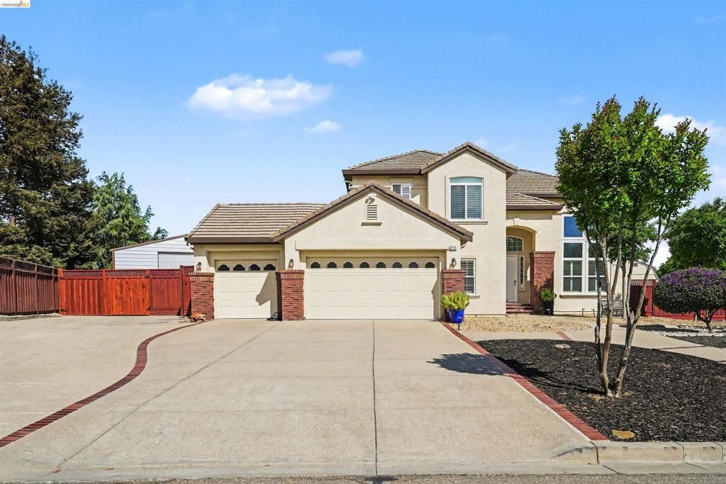 2752 Placer Dr, Oakley, CA 94561