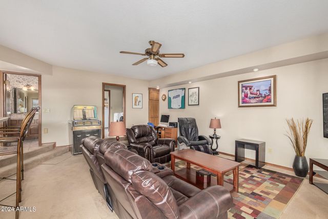 5202 W SOFT WIND Drive, Glendale, AZ 85310