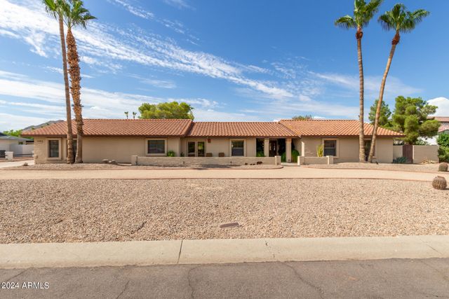 5202 W SOFT WIND Drive, Glendale, AZ 85310