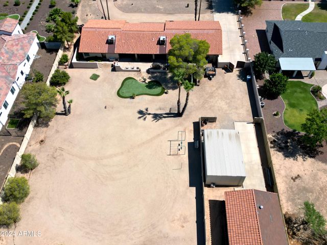 5202 W SOFT WIND Drive, Glendale, AZ 85310