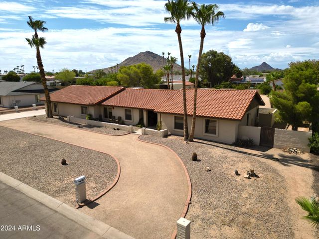 5202 W SOFT WIND Drive, Glendale, AZ 85310