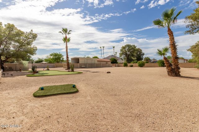 5202 W SOFT WIND Drive, Glendale, AZ 85310