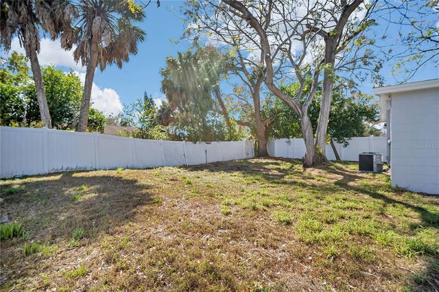 6510 W CHELSEA STREET, Tampa, FL 33634