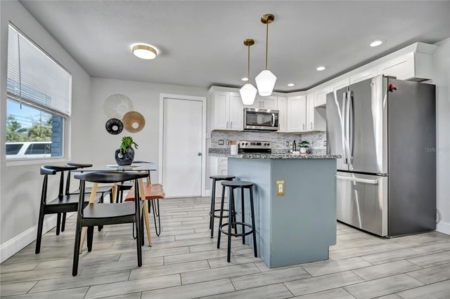 6510 W CHELSEA STREET, Tampa, FL 33634