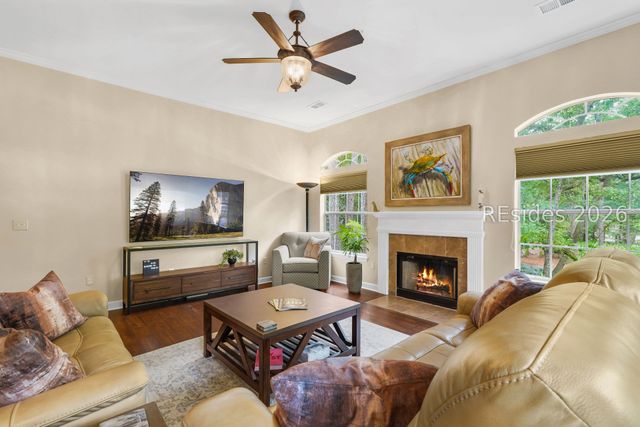 4 Indigo Run Dr Apt 3223, Hilton Head Island, SC 29926