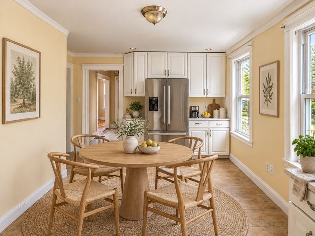 65 Chestnut St 1, Wakefield, MA 01880