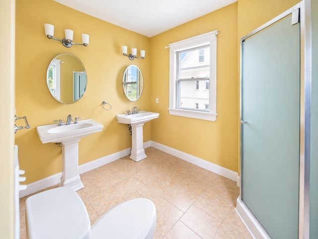 65 Chestnut St 1, Wakefield, MA 01880