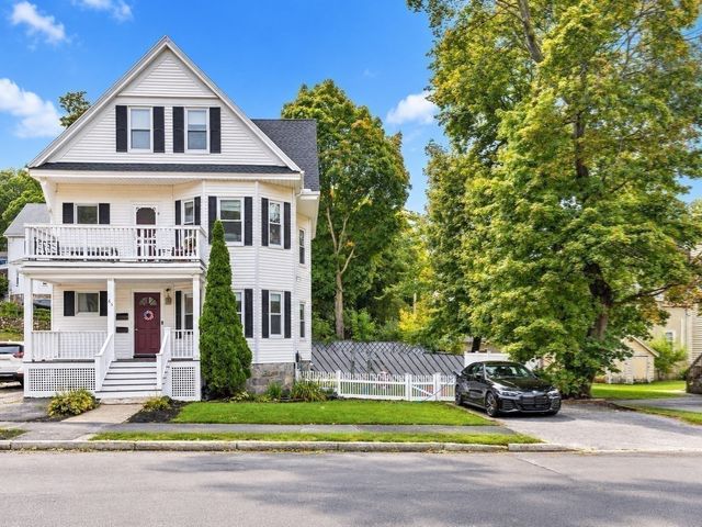 65 Chestnut St 1, Wakefield, MA 01880