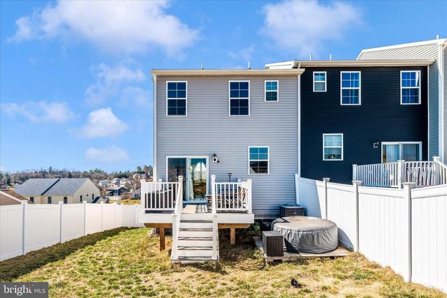 11130 GOPHER DR, Waynesboro, PA 17268