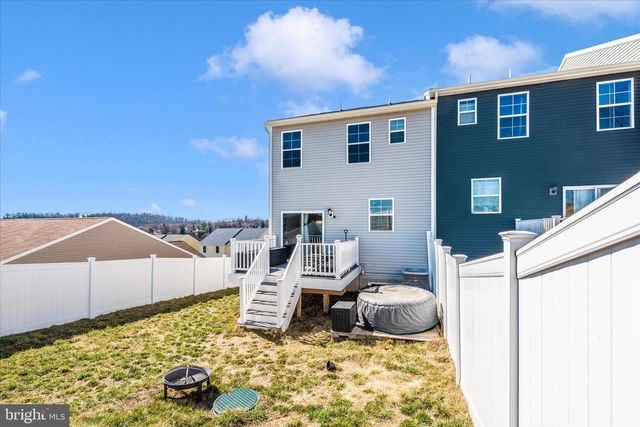 11130 GOPHER DR, Waynesboro, PA 17268