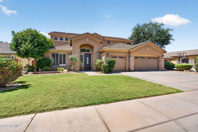 857 E CARLA VISTA Drive, Gilbert, AZ 85295