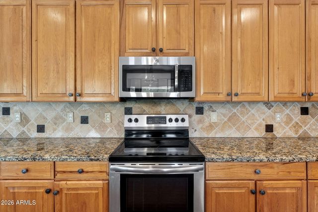 857 E CARLA VISTA Drive, Gilbert, AZ 85295