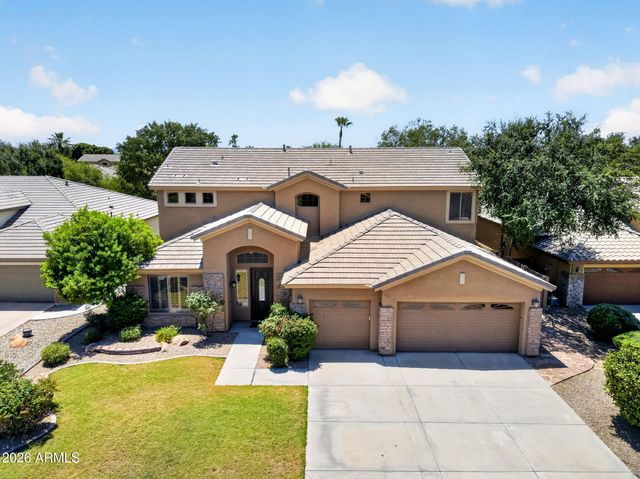 857 E CARLA VISTA Drive, Gilbert, AZ 85295