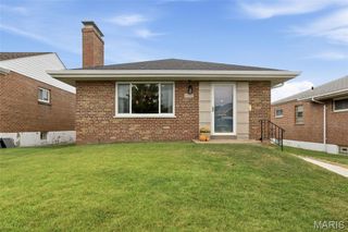 5562 Lindenwood Avenue, St Louis, MO 63109
