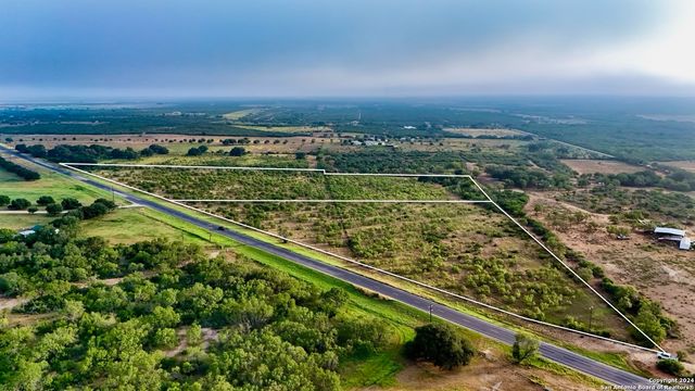 TRACT 2 Hwy 173, Devine, TX 78016