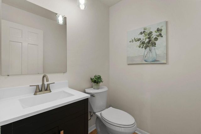 7005 Farmington Way, Madison, WI 53717