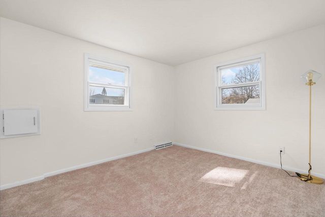 7005 Farmington Way, Madison, WI 53717