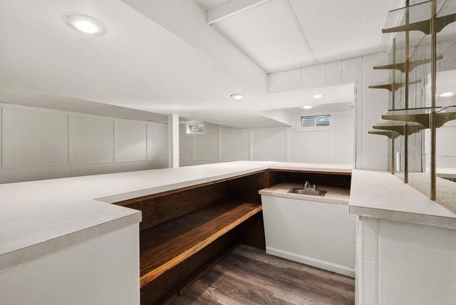 7005 Farmington Way, Madison, WI 53717