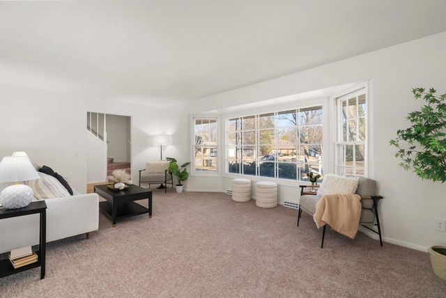 7005 Farmington Way, Madison, WI 53717