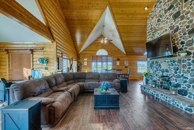 10453 N State Road 101 Highway, Decatur, IN 46733