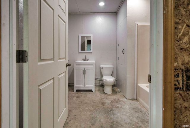 10453 N State Road 101 Highway, Decatur, IN 46733