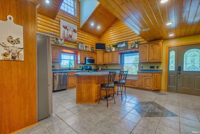 10453 N State Road 101 Highway, Decatur, IN 46733